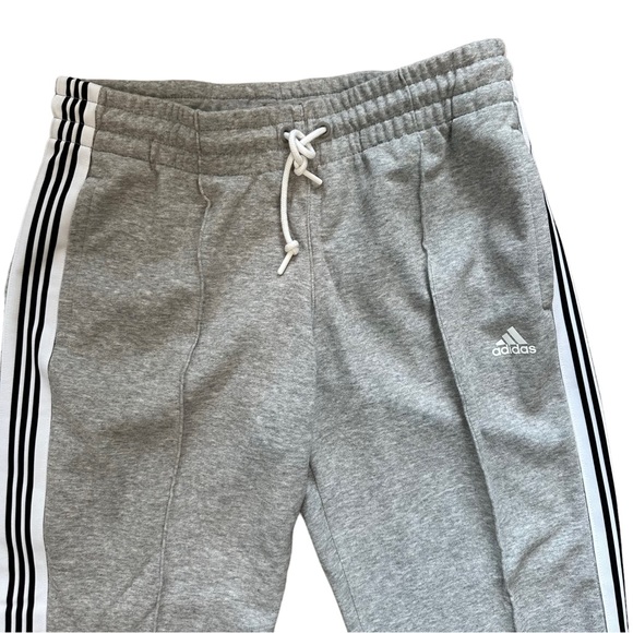 Women’s Adidas Sweat Pant Pocketed Gray 3 Stripes Size Small S - Picture 4 of 7